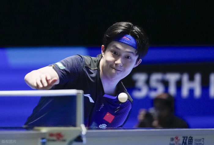 半岛体育官网-曾让张本智和吃瘪的男人，第三局只拿1分！王楚钦到底有多狠？|约内斯库|王皓|世乒赛|男双|发球_新浪体育_新浪新闻